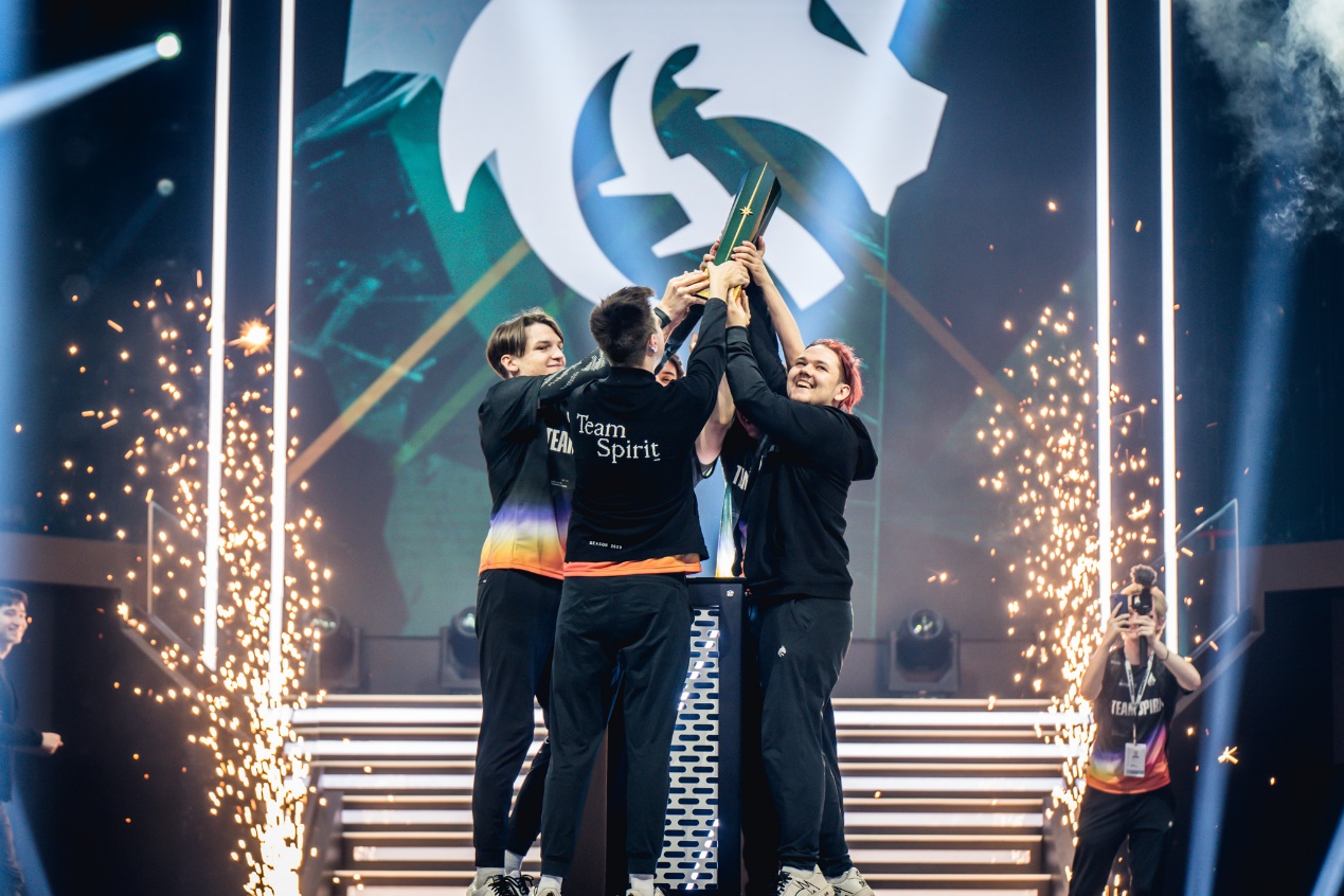 电竞盛宴来袭！TI主题联名外设引爆玩家收藏热潮