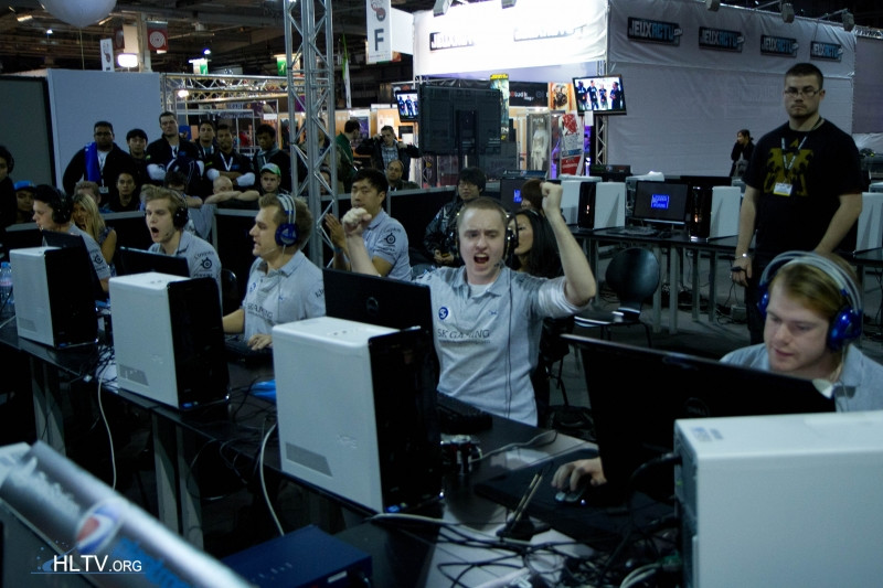 专访ZmjjKK：目标只有冠军，希望在家乡父老面前升起国旗。-SABA电竞